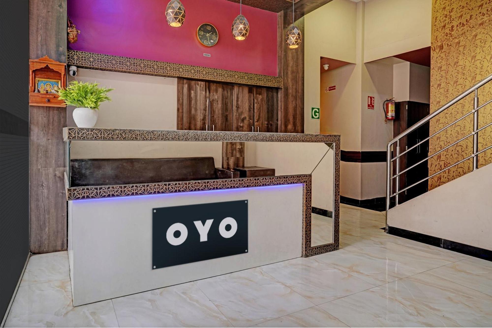 Oyo Hotel Blue Sapphire Residency Near Chhatrapati Shivaji International Airport Mumbai Exterior photo